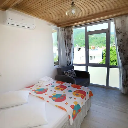 Hotel apartamentowy Nil Ocaklar