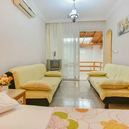 Hotel apartamentowy Nil Ocaklar